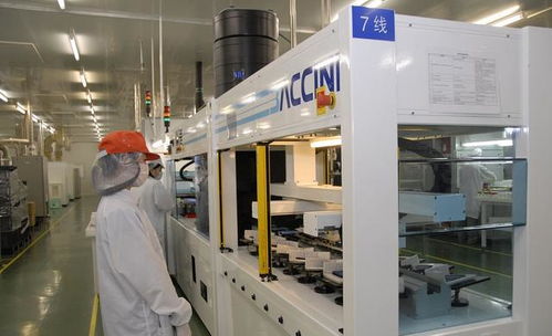 材料之光，科技脊梁——记中国科学家90年代颠覆性新材料研发之路